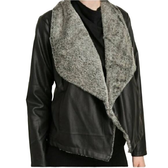 Mystree | Pia Black Vegan Leather Jacket with Faux Fur Lined Lapel Small NWT - Picture 1 of 10